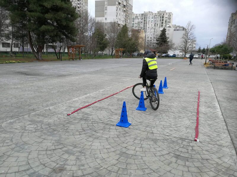 Отборът на ПГСАГ победи в общинския кръг на състезанието за безопасност на пътя